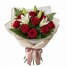 Букет цветов из:  Лилии и Розы в Новосысоевке