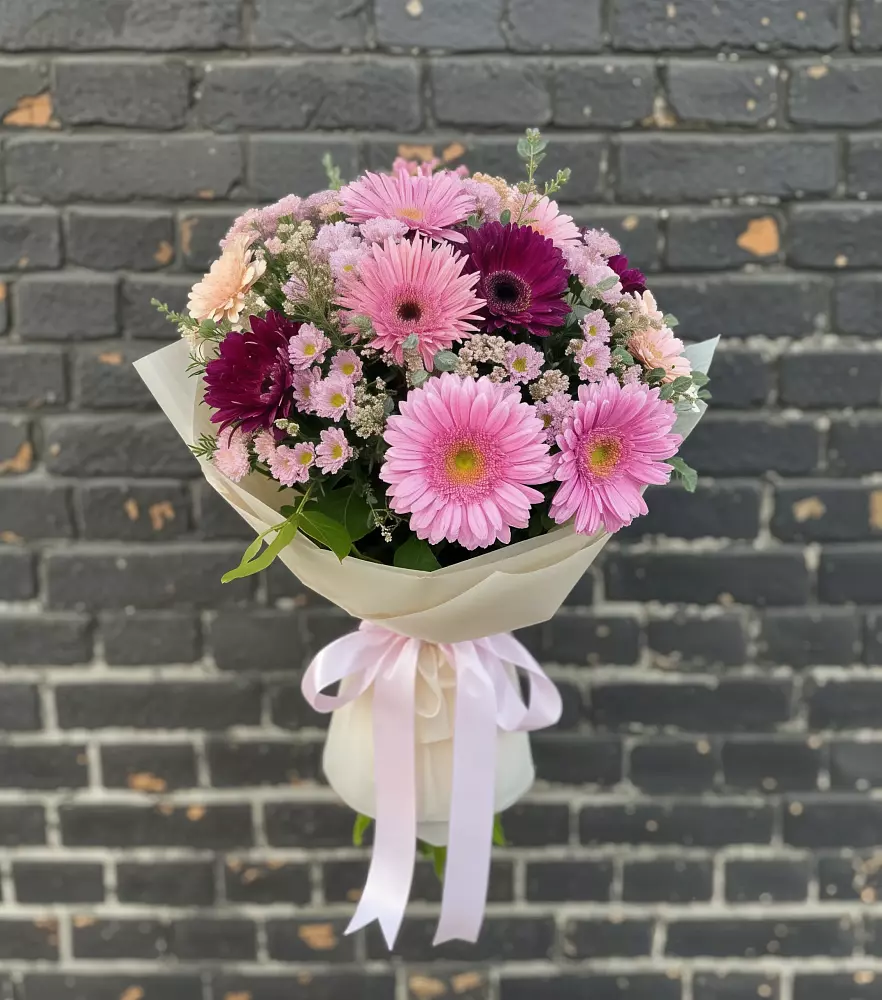 Букет цветов из: Герберы и Хризантемы в Новосысоевке
