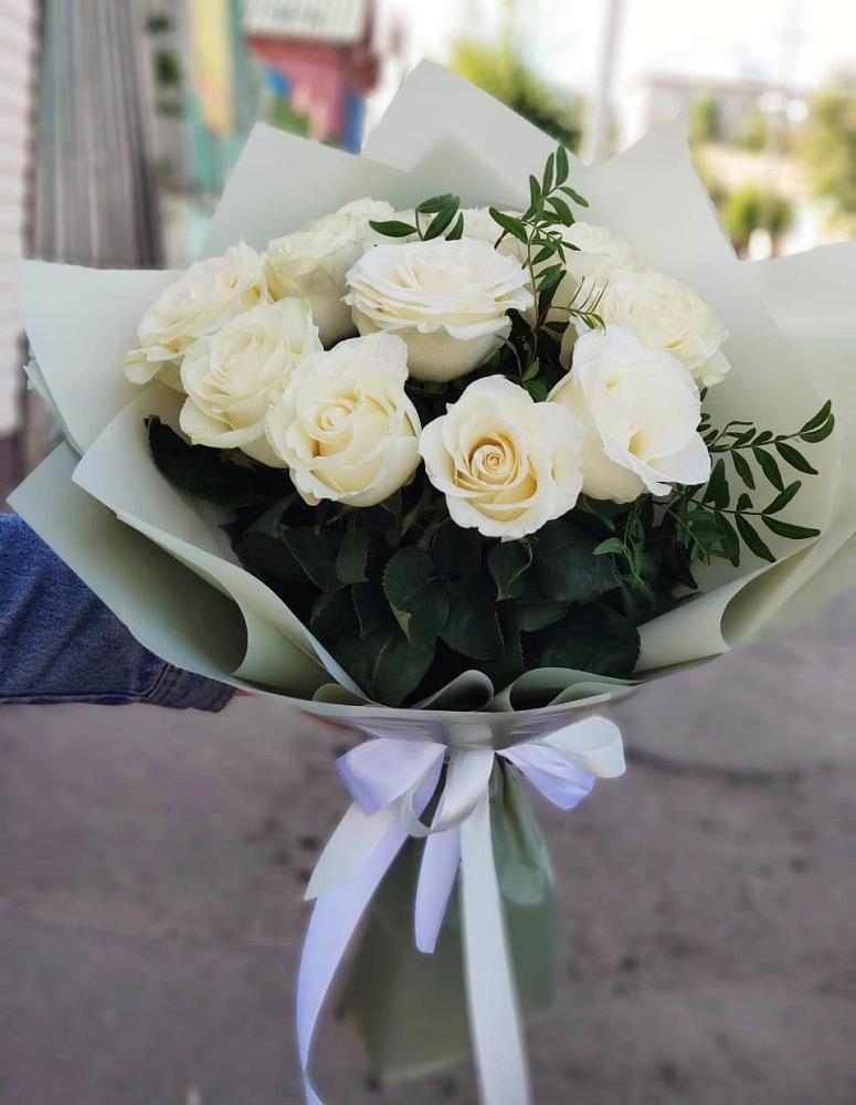 Букет Белые розы Проуд в Новосысоевке