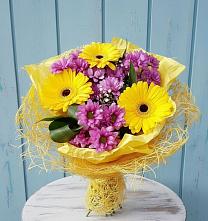 Букет цветов из:  Хризантемы и Герберы в Новосысоевке
