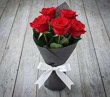 Букет 5 Красных роз Эдлесс Лав #REPLACE_PRED# Новосысоевке