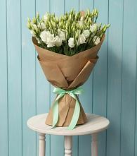 Букет цветов из:  Лизиантусы в Новосысоевке