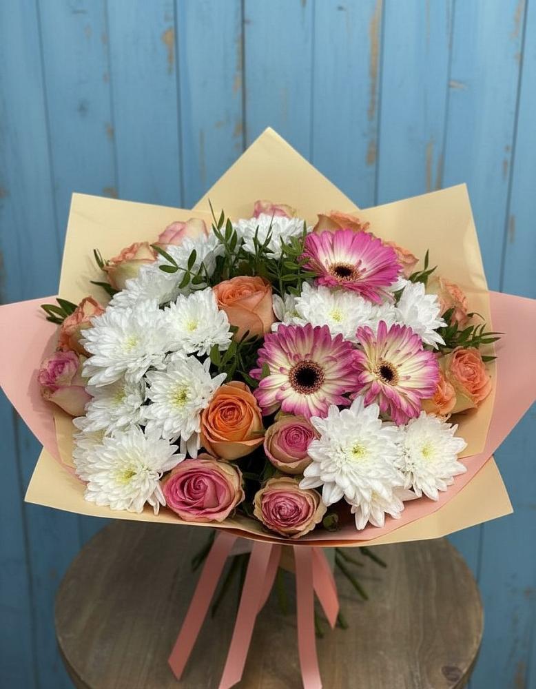 Букет цветов из: Розы, Герберы и Хризантемы в Новосысоевке