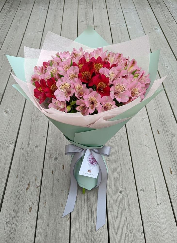 Букет цветов из: Альстромерии в Новосысоевке