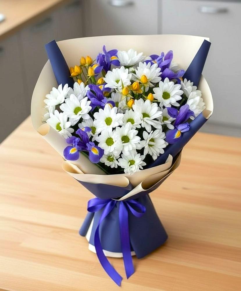 Букет цветов из: Розы, Ирисы и Хризантемы в Новосысоевке