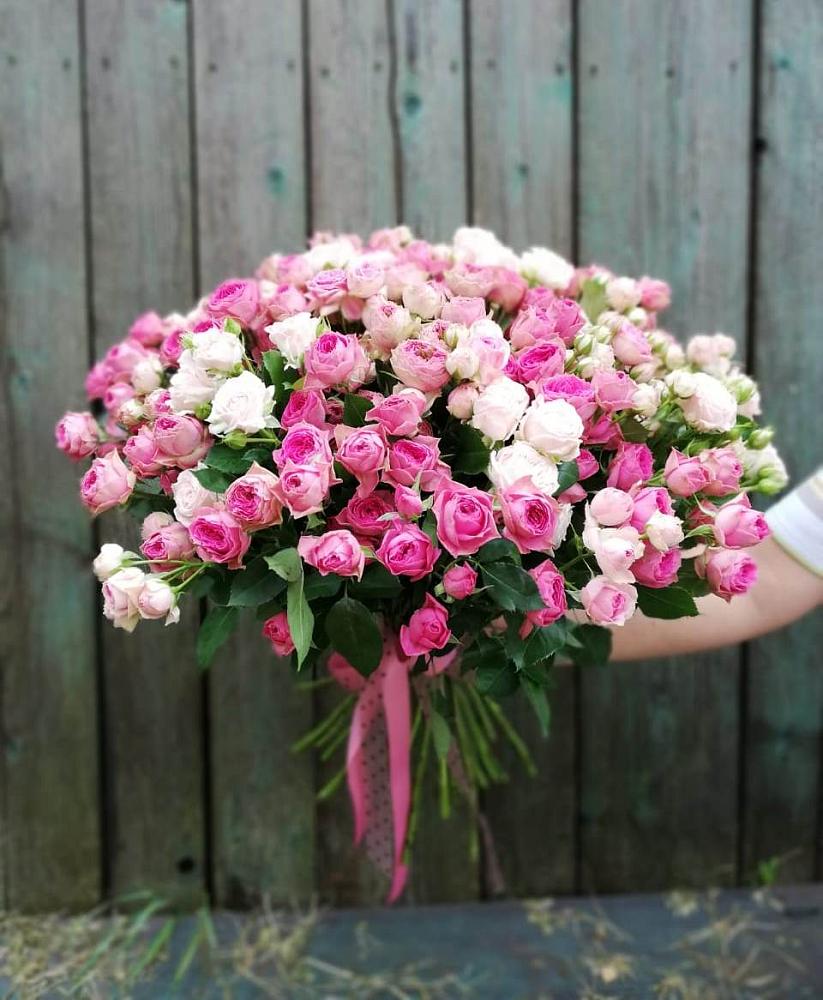 Букет Розовые кустовые розы Натали и Лав Лидия в Новосысоевке