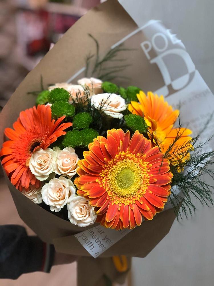 Букет цветов из: Герберы, Хризантемы и Розы в Новосысоевке
