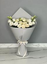 Букет цветов из:  Розы и Лизиантусы в Новосысоевке